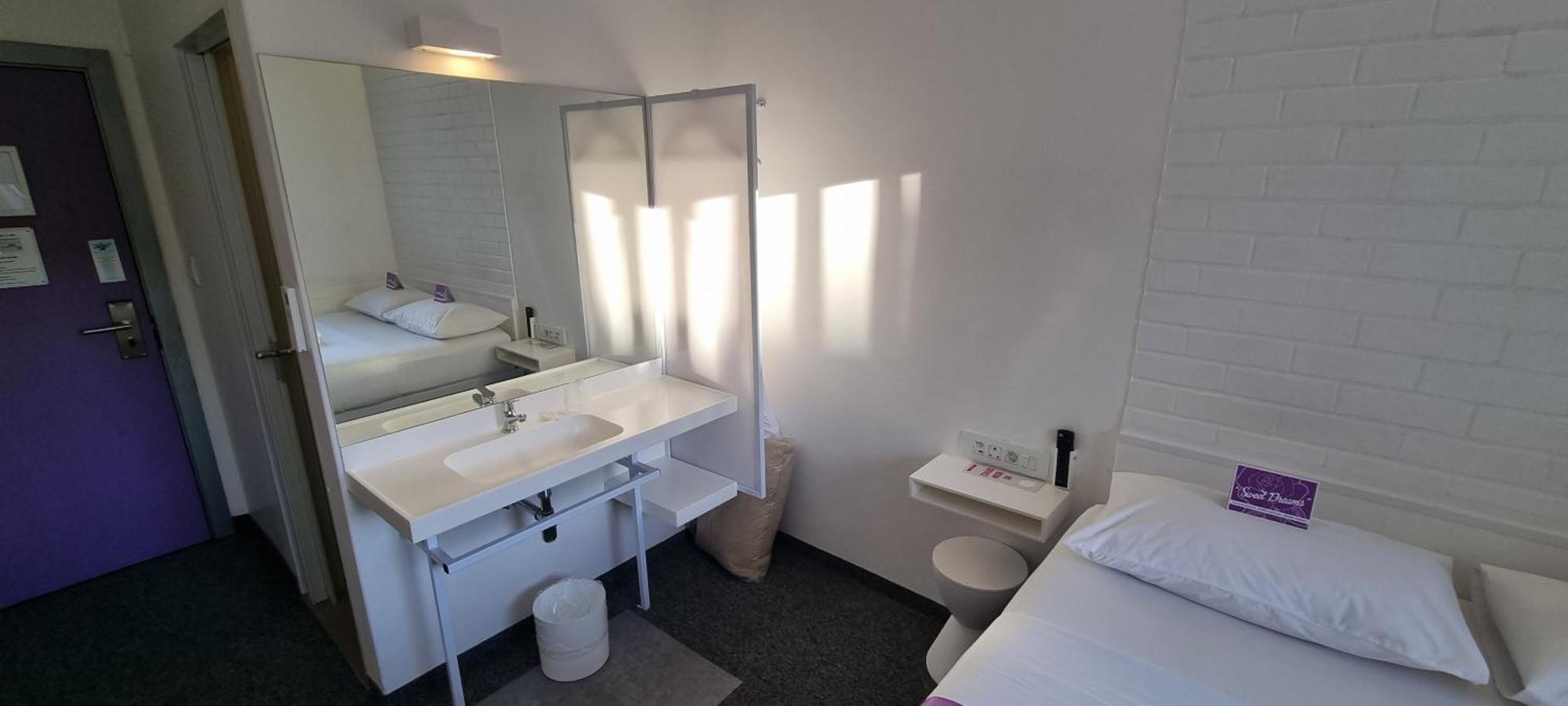 Check Inn Hotel Cape Town Eksteriør bilde